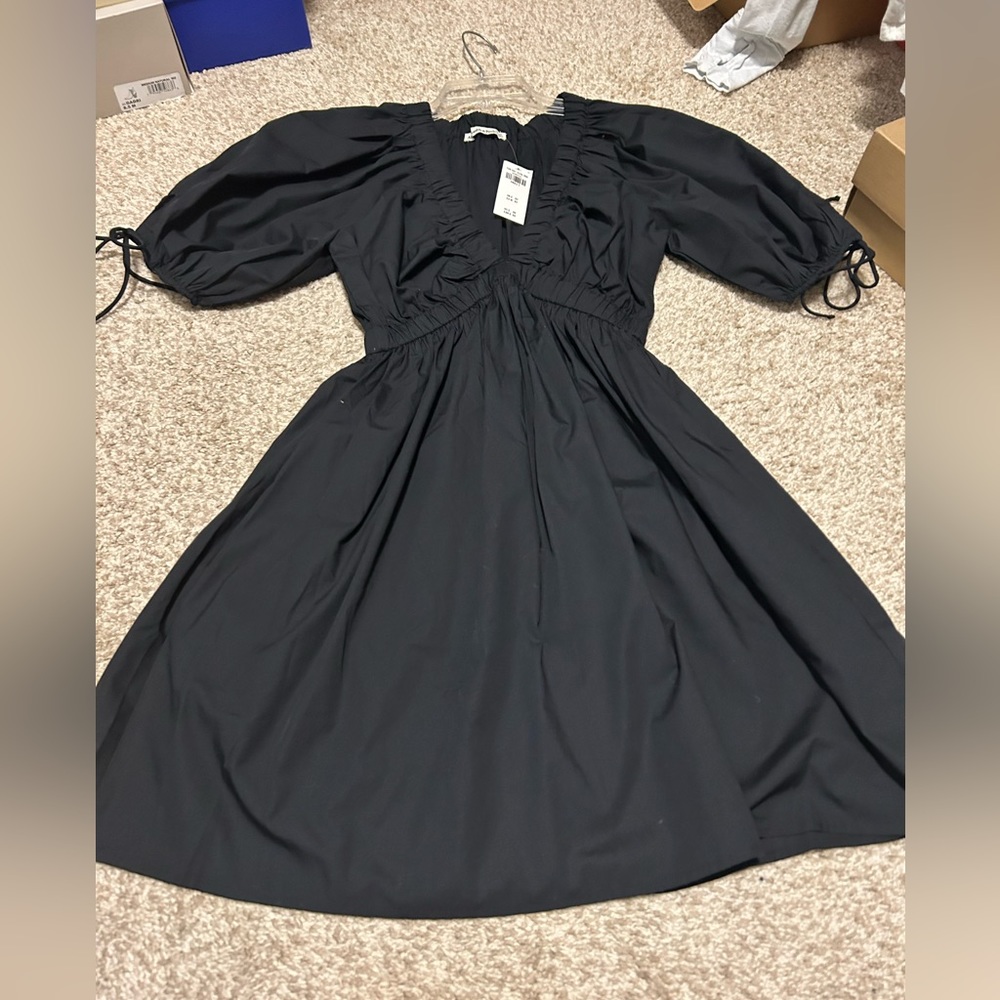 NWT Sz Small Tall Abercrombie and Fitch black dress